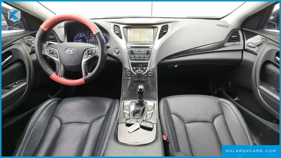 HYUNDAI GRANDEUR HG300 PREMIUM