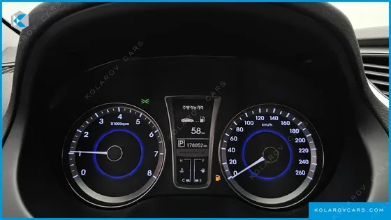 HYUNDAI GRANDEUR HG300 PREMIUM