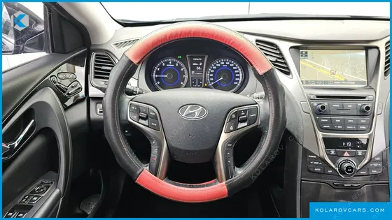 HYUNDAI GRANDEUR HG300 PREMIUM