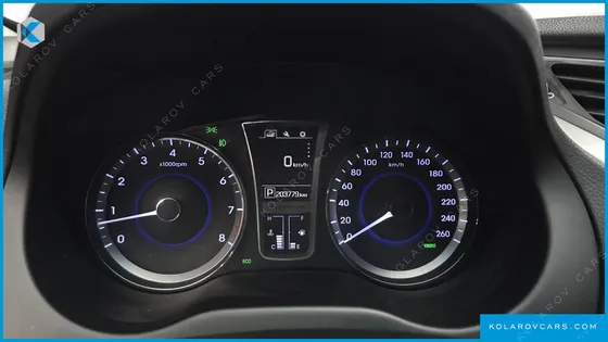 HYUNDAI GRANDEUR HG240 MODERN COLLECTION