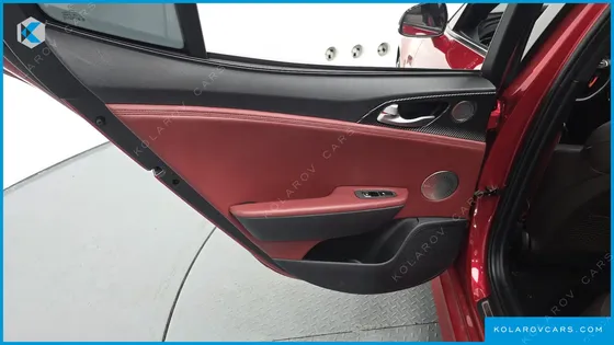 KIA STINGER 2.0 TURBO 2WD