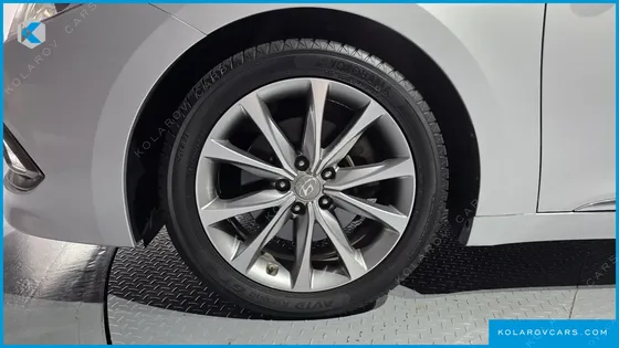 HYUNDAI GRANDEUR HG300 PREMIUM