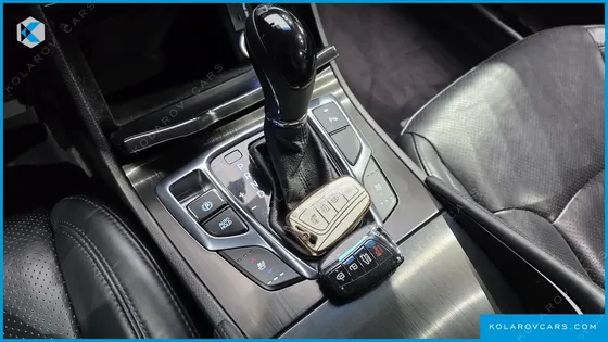 HYUNDAI GRANDEUR HG300 PREMIUM