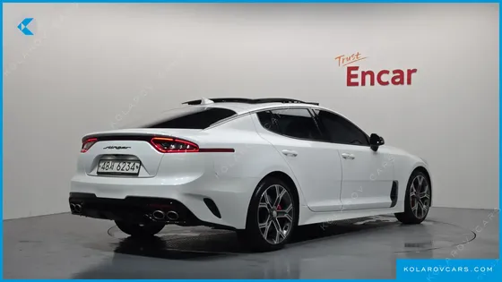 KIA STINGER 2.0 TURBO 2WD