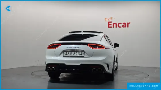 KIA STINGER 2.0 TURBO 2WD