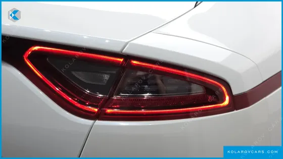 KIA STINGER 2.0 TURBO 2WD