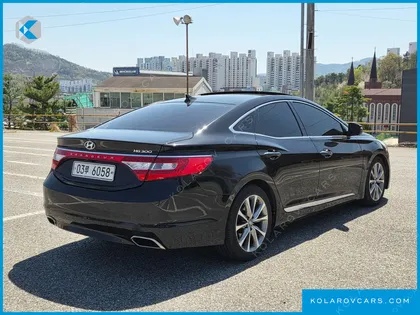 HYUNDAI GRANDEUR HG300 PREMIUM