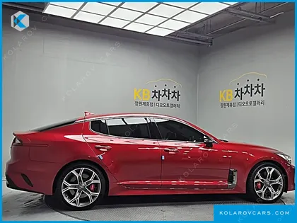 KIA STINGER 3.3 TURBO 2WD