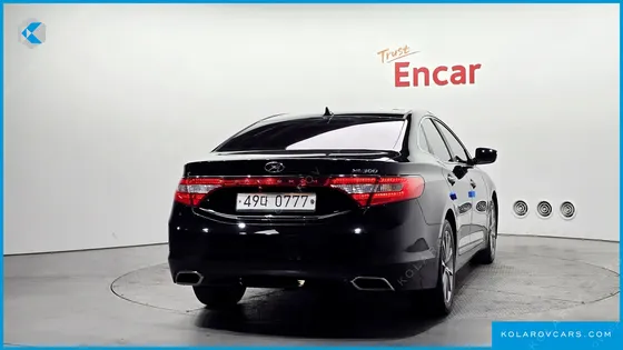 HYUNDAI GRANDEUR HG300 PREMIUM