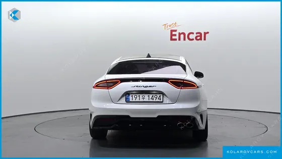 KIA STINGER 2.2 DIESEL 2WD
