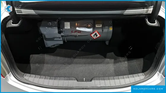 HYUNDAI GRANDEUR LPG HG300 TAXI
