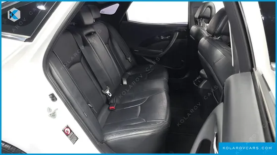 HYUNDAI GRANDEUR HG240 MODERN