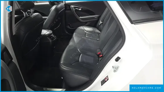 HYUNDAI GRANDEUR HG240 MODERN