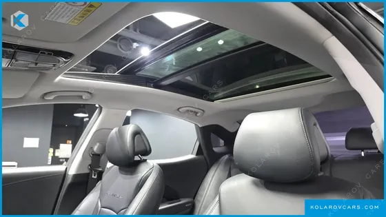 HYUNDAI GRANDEUR HG240 MODERN