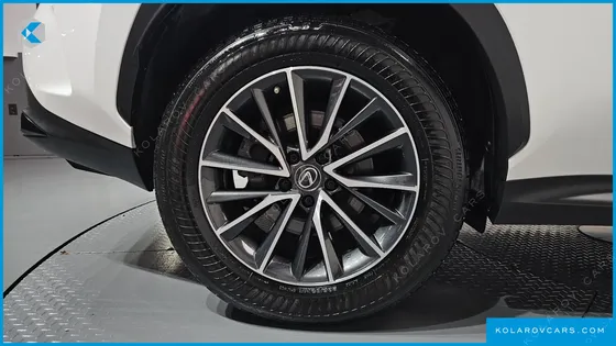 LEXUS NX PREMIUM
