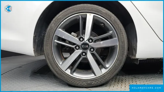 KIA K3 TRENDY
