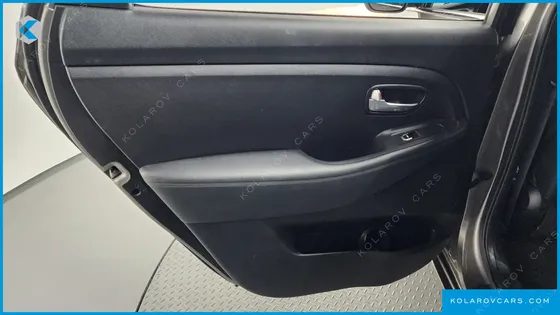 KIA CARENS 1.7 VGT PRESTIGE