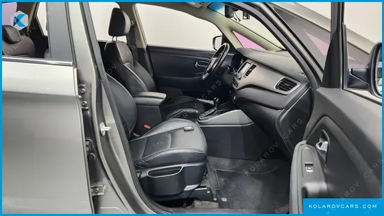 KIA CARENS 1.7 VGT PRESTIGE