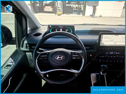 HYUNDAI STARIA HEV 1.6 TOURER 11-SEATER