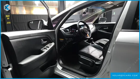 KIA CARENS 2.0 LPI PRESTIGE