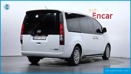 HYUNDAI STARIA HEV 1.6 CARGO 5-SEATER