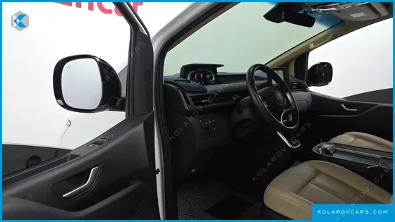 HYUNDAI STARIA HEV 1.6 CARGO 5-SEATER