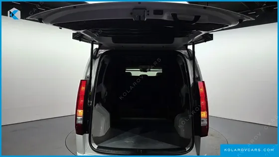 HYUNDAI STARIA HEV 1.6 CARGO 5-SEATER