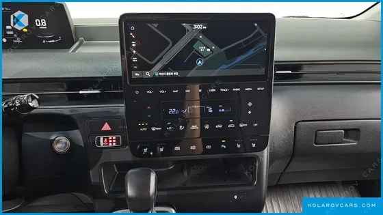 HYUNDAI STARIA TOURER 9-SEATER