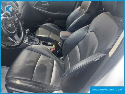 KIA CARENS 1.7 VGT PRESTIGE