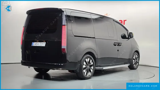 HYUNDAI STARIA HEV 1.6 LOUNGE 7-SEATER