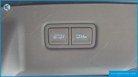 HYUNDAI STARIA HEV 1.6 LOUNGE 7-SEATER