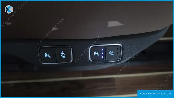 HYUNDAI STARIA HEV 1.6 LOUNGE 7-SEATER