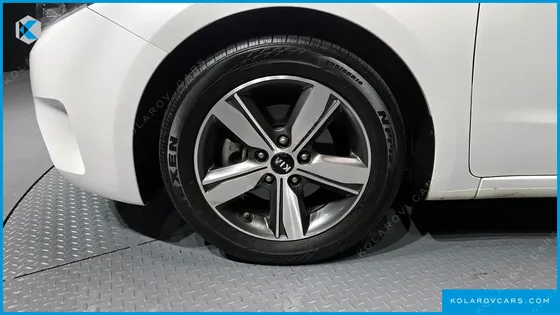 KIA K3 TRENDY