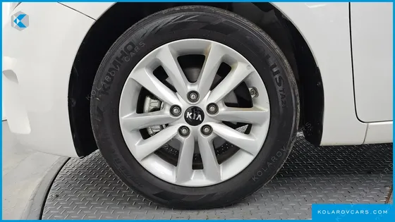 KIA K3 TRENDY
