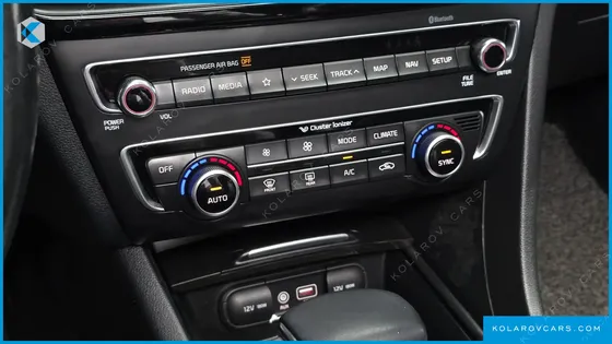 KIA K5 2.0 LPI RENTAL CAR