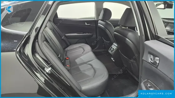 KIA K5 2.0 LPI RENTAL CAR
