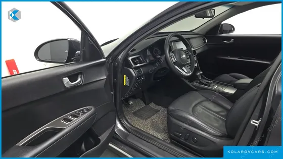 KIA K5 2.0 LPI RENTAL CAR
