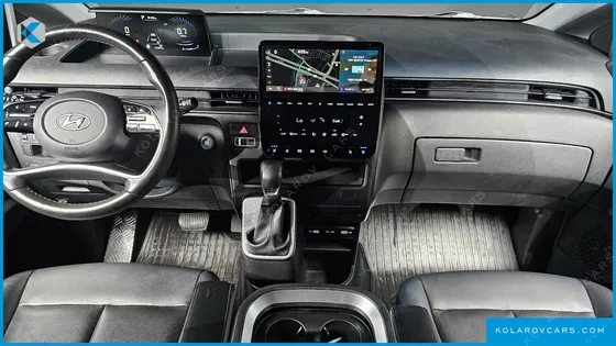 HYUNDAI STARIA CARGO 5-SEATER