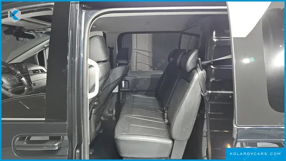 HYUNDAI STARIA CARGO 5-SEATER