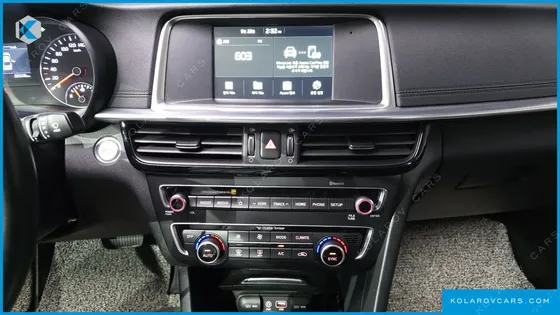 KIA K5 2.0 LPI RENTAL CAR