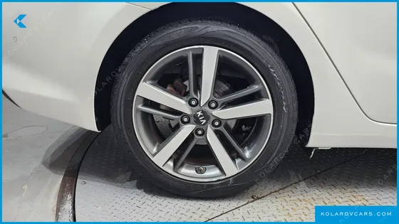 KIA K3 NOBLESSE