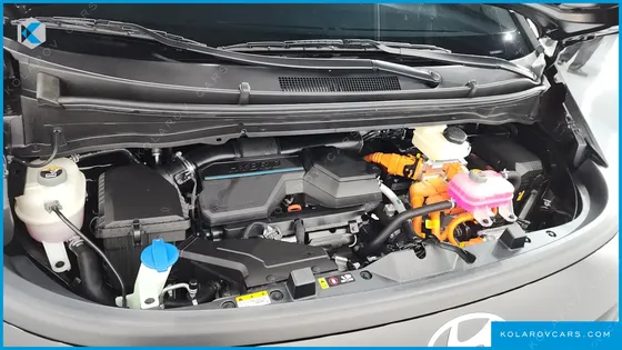 HYUNDAI STARIA HEV 1.6 CARGO 5-SEATER