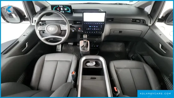 HYUNDAI STARIA HEV 1.6 CARGO 5-SEATER