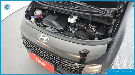 HYUNDAI STARIA CARGO 5-SEATER