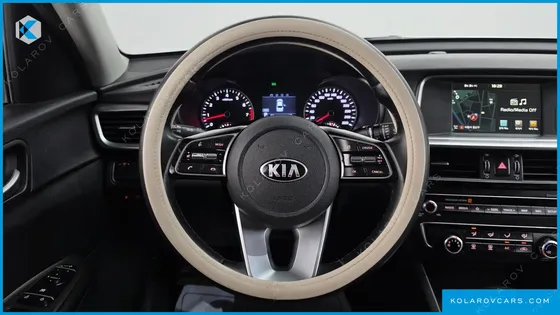 KIA K5 2.0 LPI RENTAL CAR
