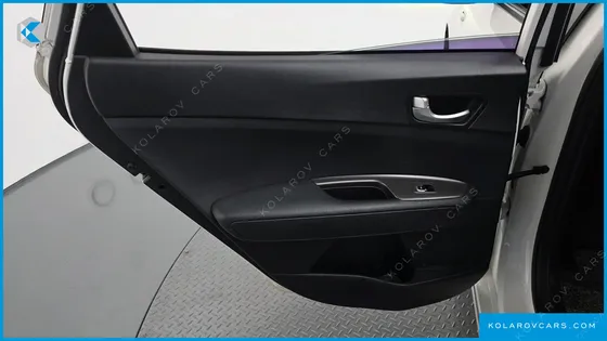 KIA K5 2.0 LPI RENTAL CAR