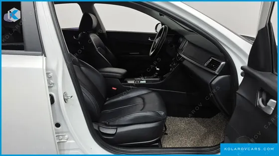 KIA K5 2.0 LPI RENTAL CAR