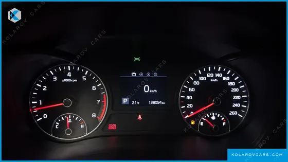 KIA K5 2.0 LPI RENTAL CAR
