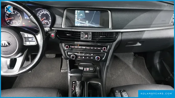KIA K5 2.0 LPI RENTAL CAR