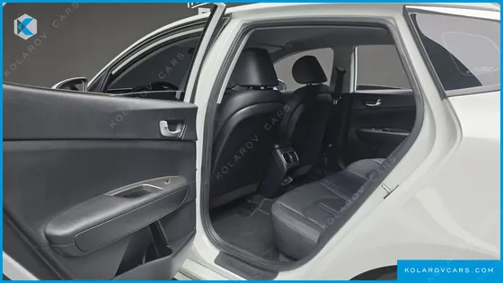 KIA K5 2.0 LPI RENTAL CAR